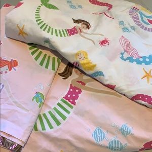 Pottery Barn Kids Twin mermaid duvet set and sheet
